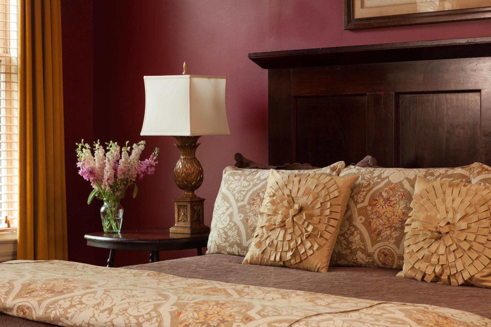 Lang House On Main Street Bed & Breakfast Μπέρλινγκτον Εξωτερικό φωτογραφία
